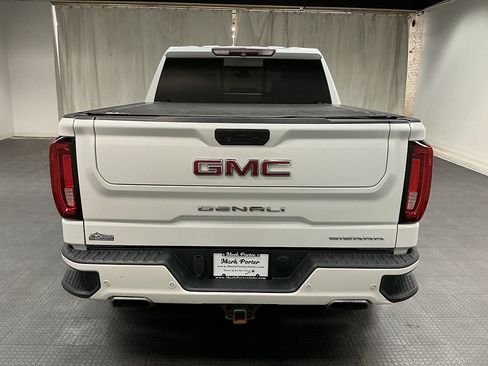 Used 2019 GMC Sierra 1500 Denali w/ Denali Ultimate Package AWD/4WD image 4
