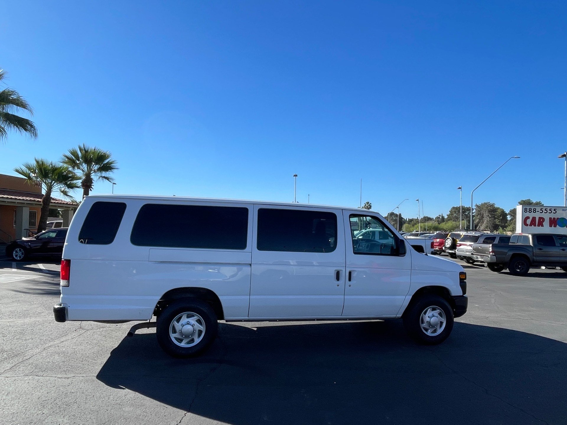 Used 2014 Ford E-350 and Econoline 350 XL w/ Power Windows & Locks Group RWD image 6