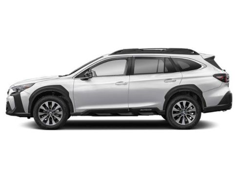 Certified 2025 Subaru Outback Limited AWD/4WD image 3
