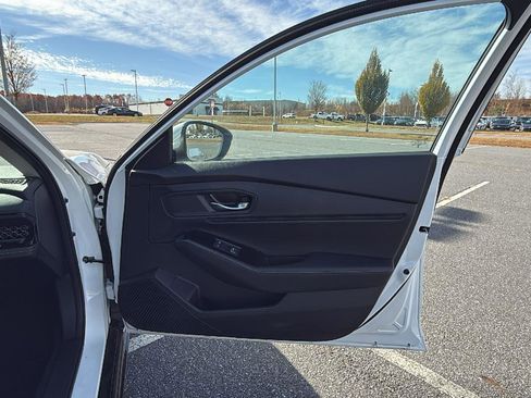 New 2025 Honda Accord Touring image 15