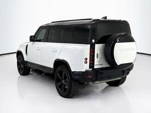 Used 2025 Land Rover Defender 110 X-Dynamic SE AWD/4WD image 7