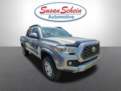 Used 2021 Toyota Tacoma SR AWD/4WD image 24
