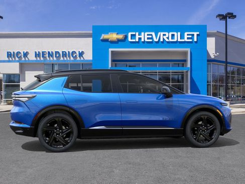 New 2025 Chevrolet Equinox EV RS w/ Convenience Package II image 7