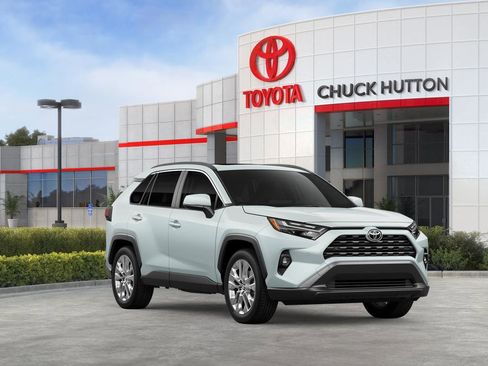 Used 2025 Toyota RAV4 XLE Premium AWD/4WD image 44