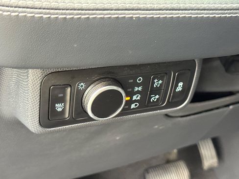 Used 2023 Ford Mustang Mach-E Select RWD image 28