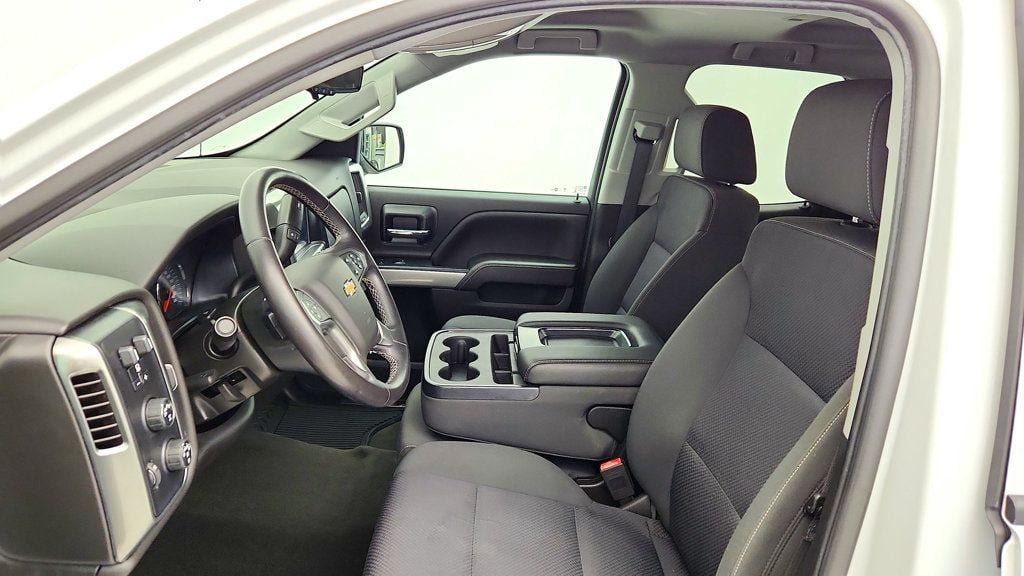 Used 2018 Chevrolet Silverado 1500 LT w/ All Star Edition AWD/4WD image 19