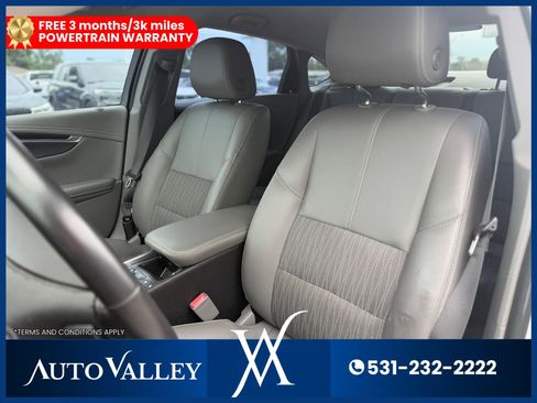 Used 2018 Chevrolet Impala LT w/ LT Convenience Package FWD image 12