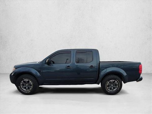 Used 2016 Nissan Frontier Desert Runner image 8