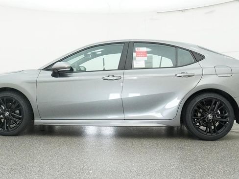 New 2026 Toyota Camry SE image 21