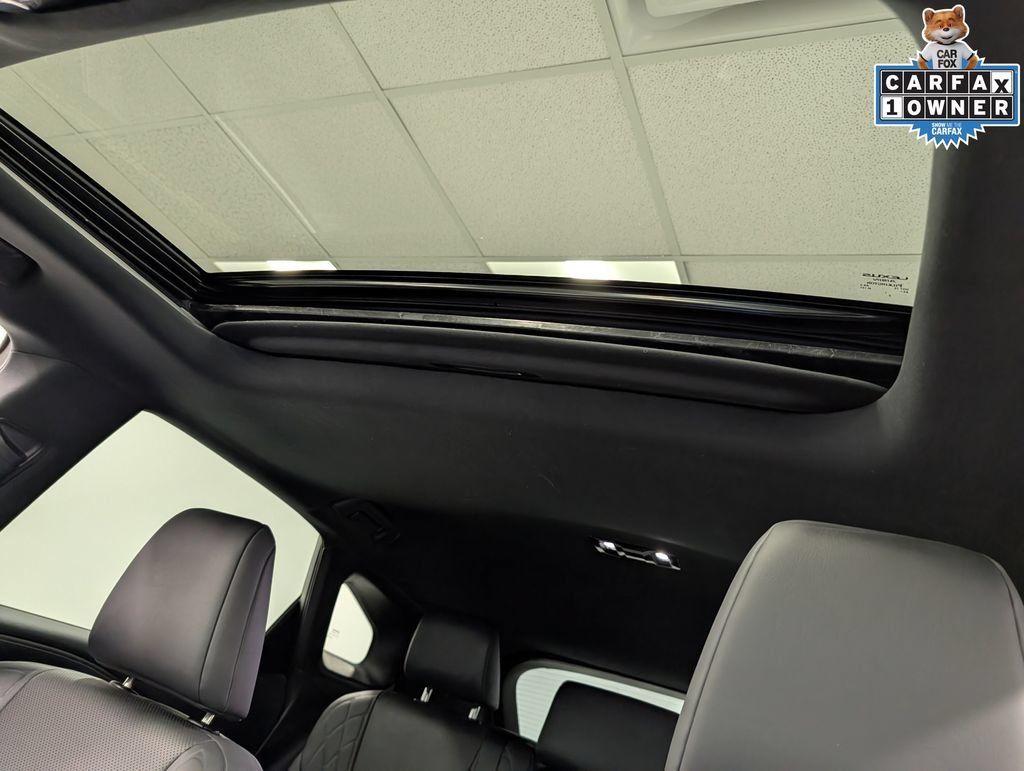 Used 2023 Lexus RX 350 Premium w/ Accessory Package AWD/4WD image 22