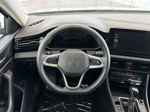 Used 2025 Volkswagen Jetta S FWD image 21
