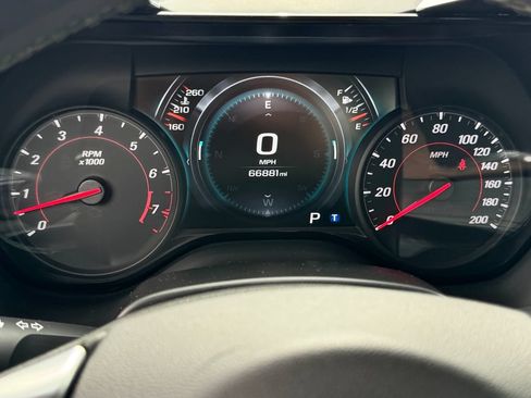 Used 2018 Chevrolet Camaro SS RWD image 20