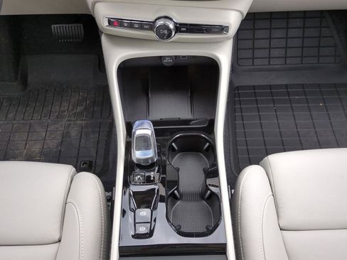 New 2026 Volvo XC40 B5 Plus w/ Protection Package Premier AWD/4WD image 14