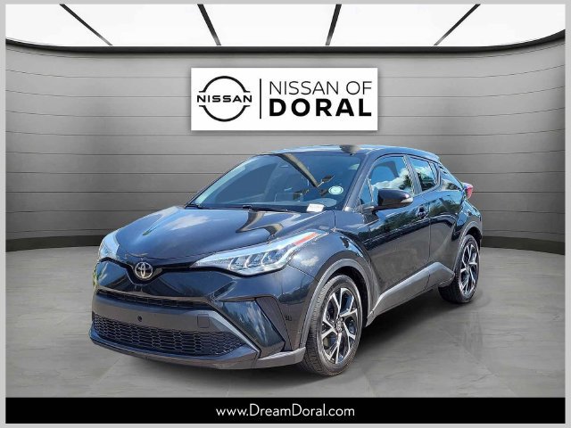Used 2021 Toyota C-HR XLE FWD image 1