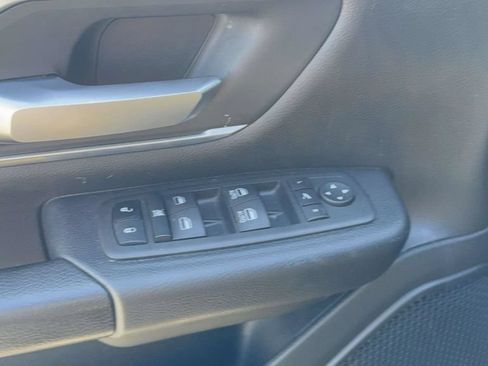 Used 2022 RAM 1500 Big Horn AWD/4WD image 18