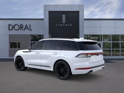 New 2026 Lincoln Aviator Reserve w/ Jet Appearance Package RWD image 4