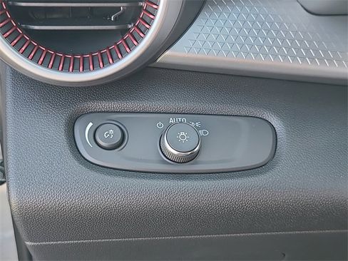 New 2026 Chevrolet Trax RS image 20