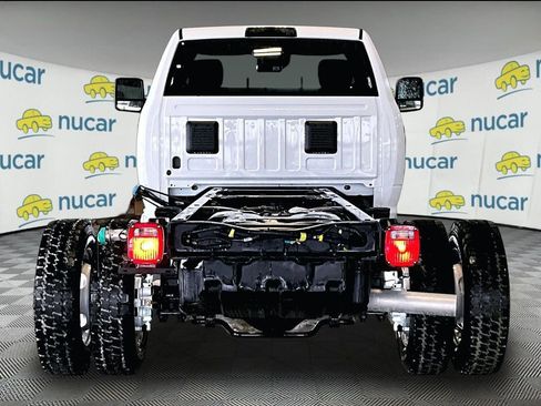New 2026 RAM 5500 Tradesman w/ Chrome Appearance Group image 6