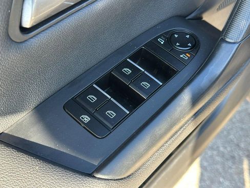 Used 2025 MAZDA CX-50 AWD 2.5 S w/ Preferred Package image 16