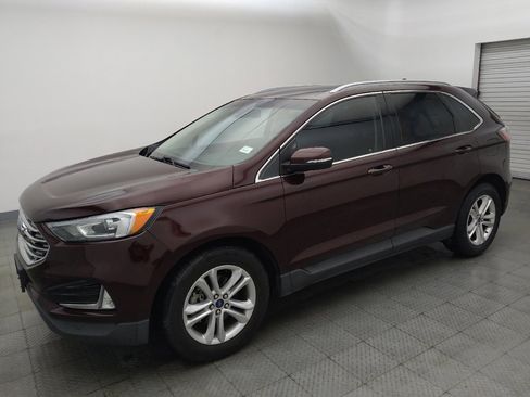 Used 2020 Ford Edge SEL w/ Convenience Package FWD image 2