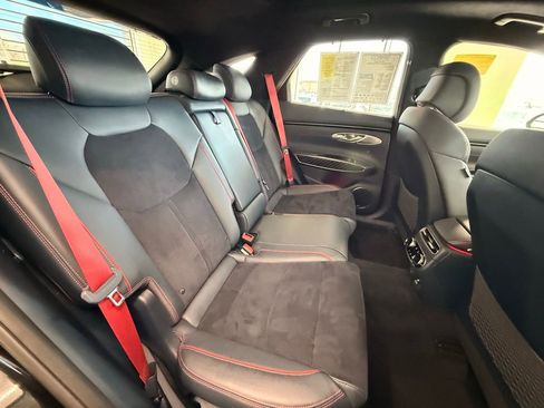 Used 2022 Genesis GV70 3.5T Sport w/ Sport Prestige Package image 19