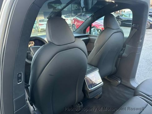 Used 2025 Tesla Model X AWD/4WD image 10