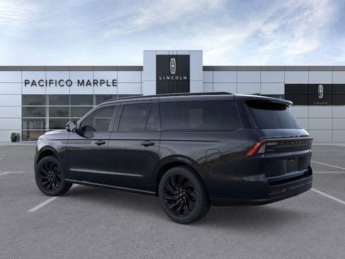 New 2025 Lincoln Navigator L Reserve w/ Jet Appearance Package image 4