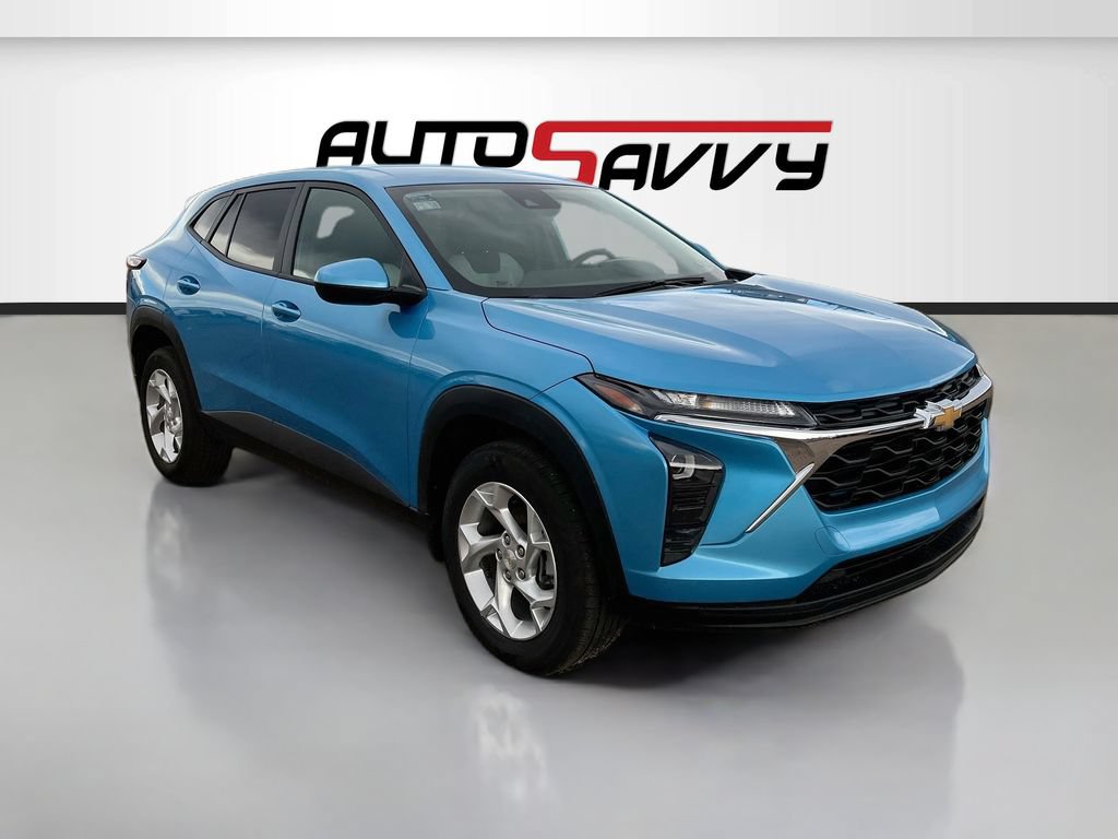 Used 2025 Chevrolet Trax LS w/ LS Convenience Package FWD image 1