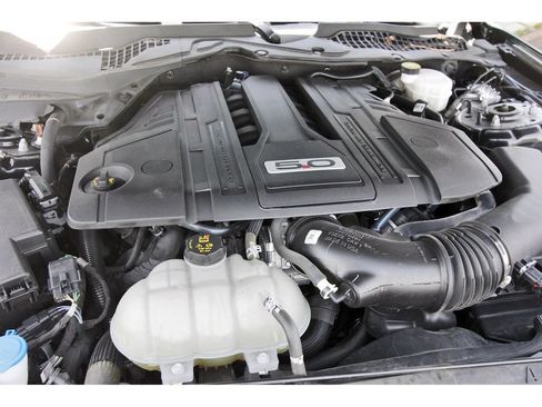 Used 2022 Ford Mustang GT Premium w/ Equipment Group 401A RWD image 33