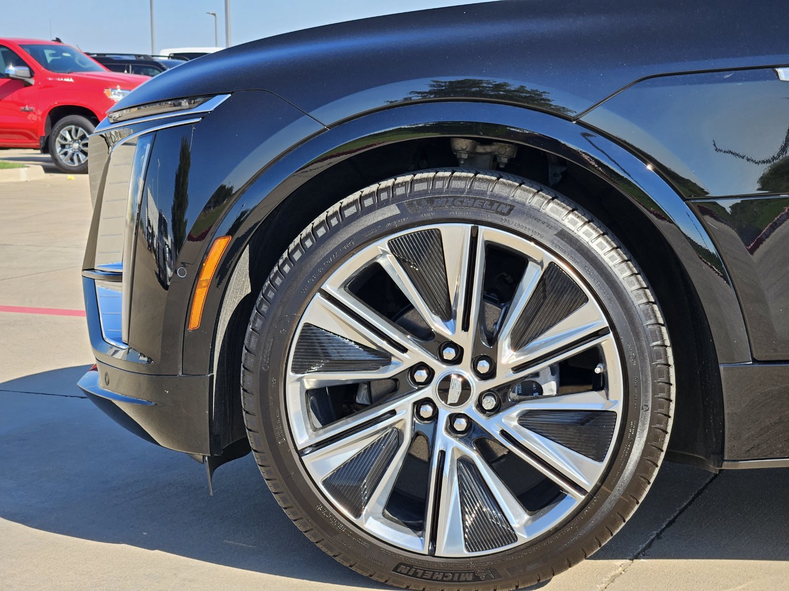 Certified 2026 Cadillac Lyriq Signature Luxury w/ Nappa Leather Package AWD/4WD image 11