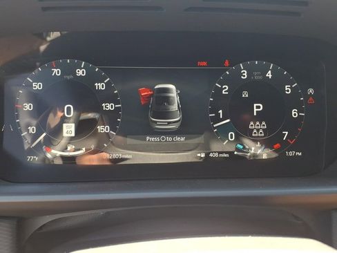 Used 2025 Land Rover Discovery Dynamic SE image 19