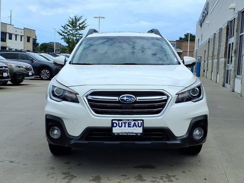Used 2018 Subaru Outback 2.5i Limited AWD/4WD image 2