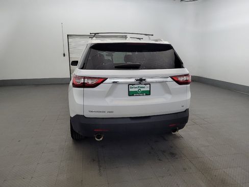 Used 2018 Chevrolet Traverse LT AWD/4WD image 6