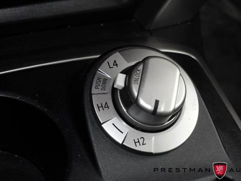 Used 2019 Toyota 4Runner SR5 Premium image 39