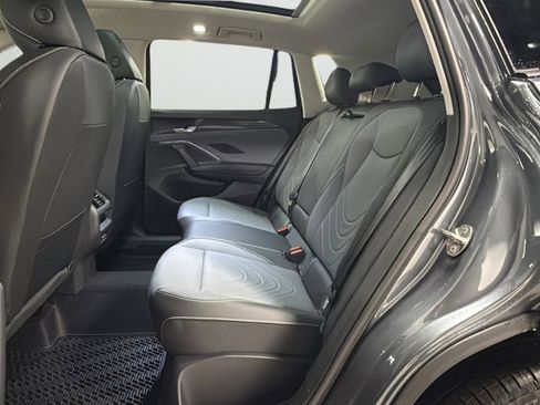 New 2026 Volkswagen Tiguan SE AWD/4WD image 31
