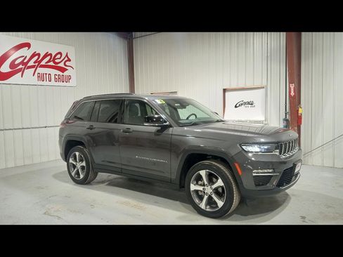 Used 2023 Jeep Grand Cherokee Limited w/ Luxury Tech Group II image 1