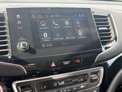 Used 2024 Honda Passport Black Edition image 15