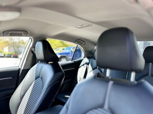 Used 2024 Toyota Camry SE FWD image 10