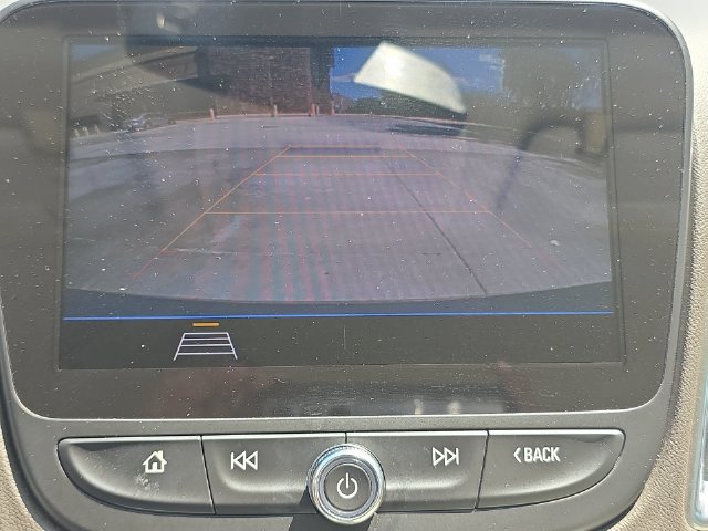 Used 2019 Chevrolet Malibu LT w/ Leather Package FWD image 14