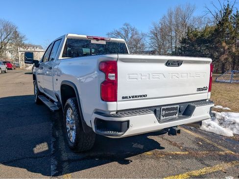 Used 2022 Chevrolet Silverado 2500 High Country AWD/4WD image 8