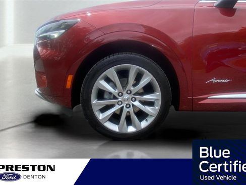 Used 2023 Buick Envision Avenir AWD/4WD image 22