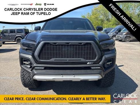 Used 2021 Toyota Tacoma SR5 image 3