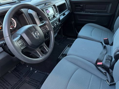 Used 2019 RAM 1500 Express AWD/4WD image 10