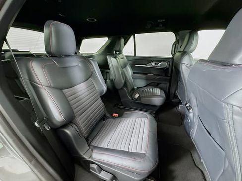 New 2026 Ford Explorer ST-Line image 28