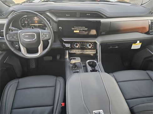 New 2026 GMC Sierra 1500 Denali image 9