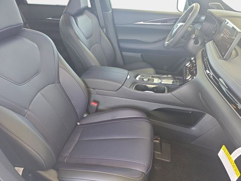 New 2026 INFINITI QX60 Sport w/ Dark Cargo Package image 10