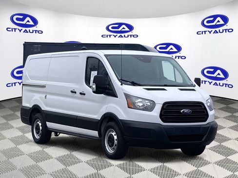 Used 2019 Ford Transit 150 130 Low Roof RWD image 1