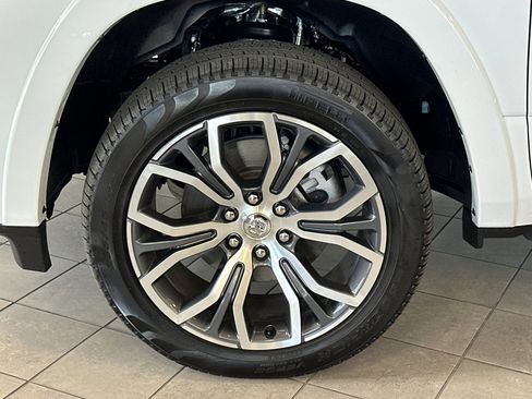 Certified 2025 RAM 1500 Tungsten w/ Trailer Tow Group image 25