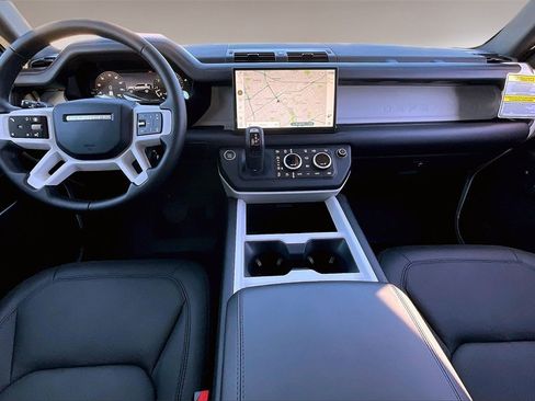 New 2025 Land Rover Defender 110 S image 5