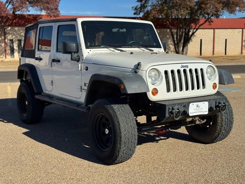 Used 2008 Jeep Wrangler Unlimited X image 4